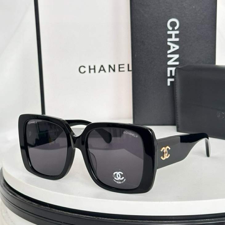 Picture of Chanel Sunglasses _SKUfw77643892fw